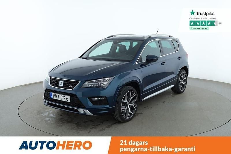 Mörkblå (blå) Begagnad 2017 Seat Ateca 4Drive SUV | 253 000 kr (Marknadspris) - Bild 1/4