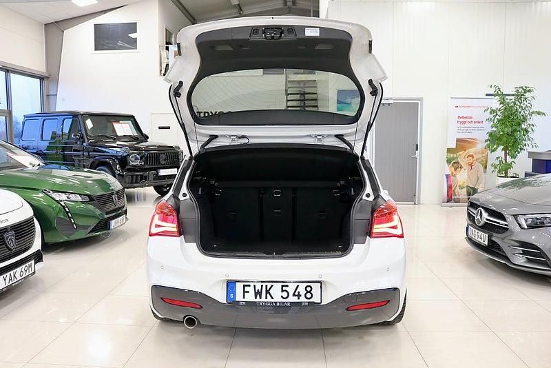 Begagnad BMW 118 M Sport 136 HK (100 kW) 2018 Vit Halvkombi