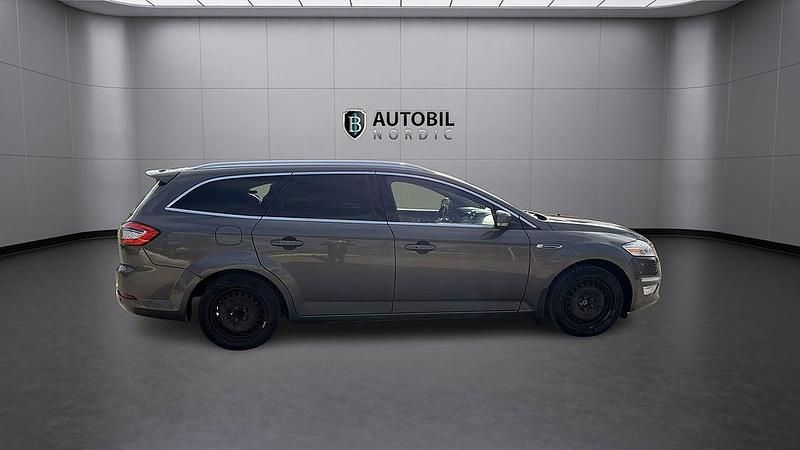 Begagnad Ford Mondeo 141 HK (103 kW) 2013 Brun Kombi