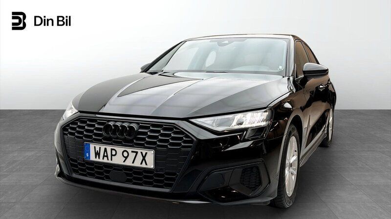 Svart Begagnad 2023 Audi A3 Sportback Proline Halvkombi | 259 000 kr (Marknadspris) - Bild 1/4