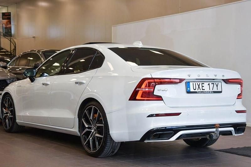 Begagnad Volvo S60 405 HK (297 kW) 2020 Vit Sedan