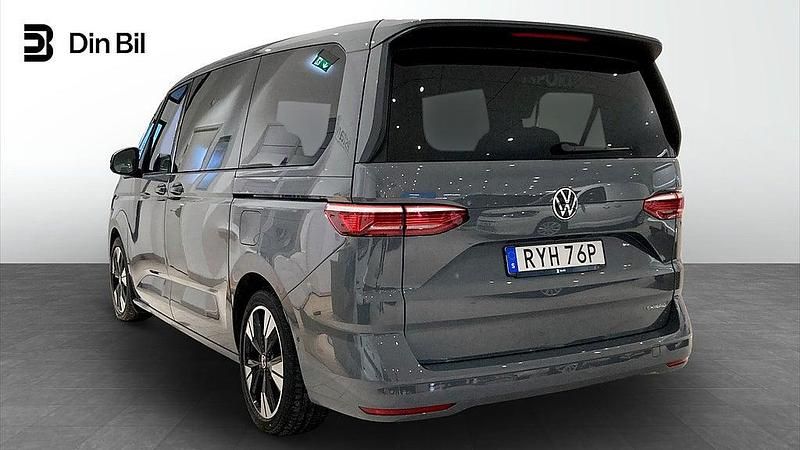 Begagnad VW Multivan Style 150 HK (110 kW) 2024 Grå Van