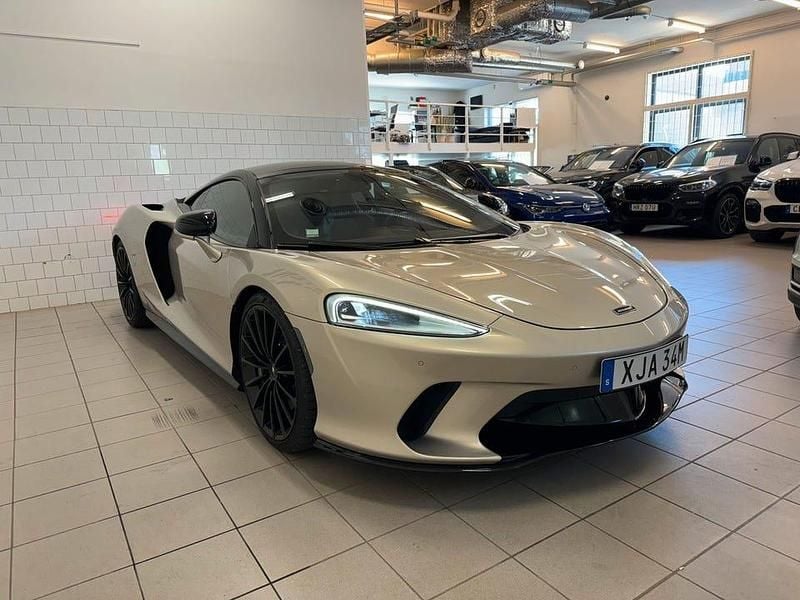 Begagnad McLaren GT 620 HK (456 kW) 2020 Silver Sportkupé