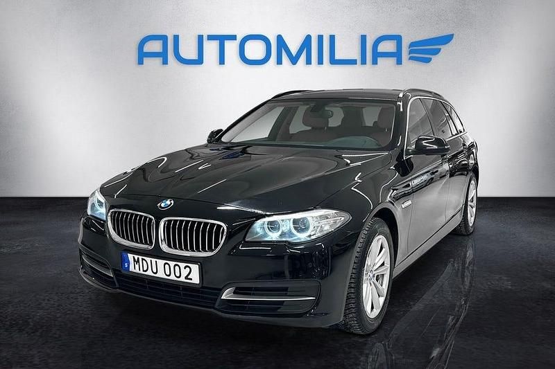 Svart Begagnad 2015 BMW 520 Kombi | 159 000 kr (Marknadspris) - Bild 1/3