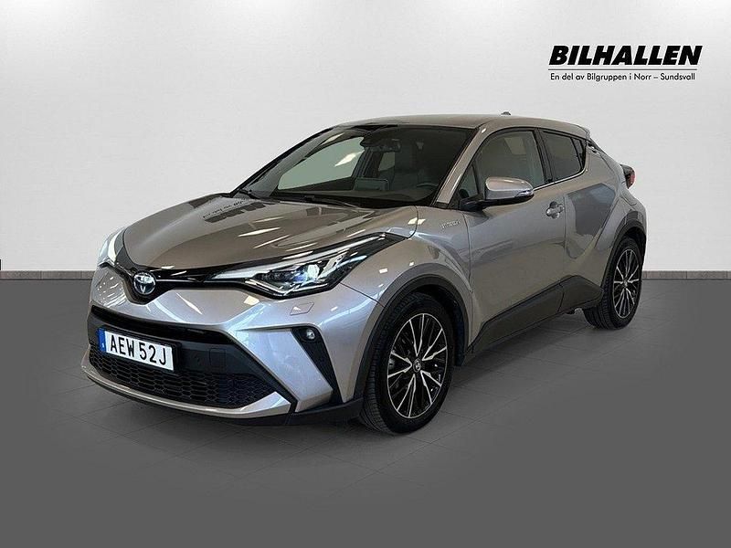 Mörkgrå Begagnad 2019 Toyota C-HR SUV | 239 900 kr (Marknadspris) - Bild 1/4