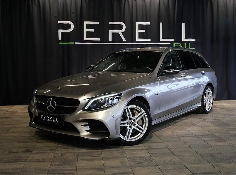 Begagnad Mercedes C300e AMG 211 HK (155 kW) 2020 Silver Kombi