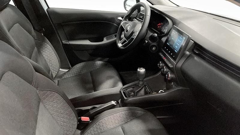 Begagnad Renault Clio V Zen 91 HK (66 kW) 2022 Glaciär vit Halvkombi