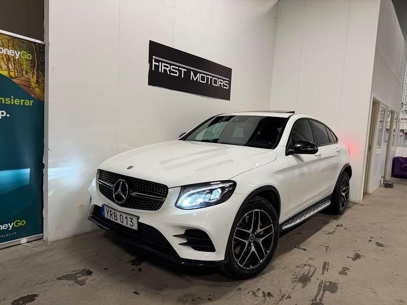 Begagnad Mercedes GLC250 AMG line 204 HK (150 kW) 2018 Vit Sportkupé