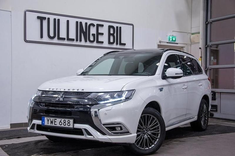 Vit Begagnad 2019 Mitsubishi Outlander Edition SUV | 209 900 kr (Marknadspris) - Bild 1/4