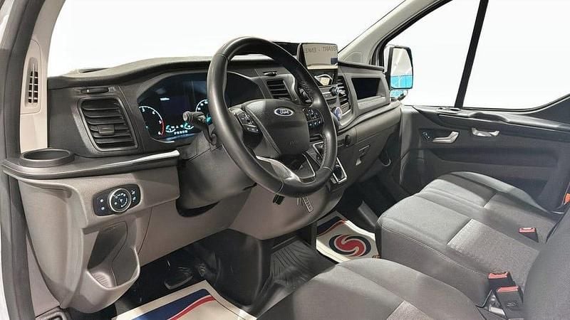 Begagnad Ford 300 Trend 129 HK (94 kW) 2023 Vit