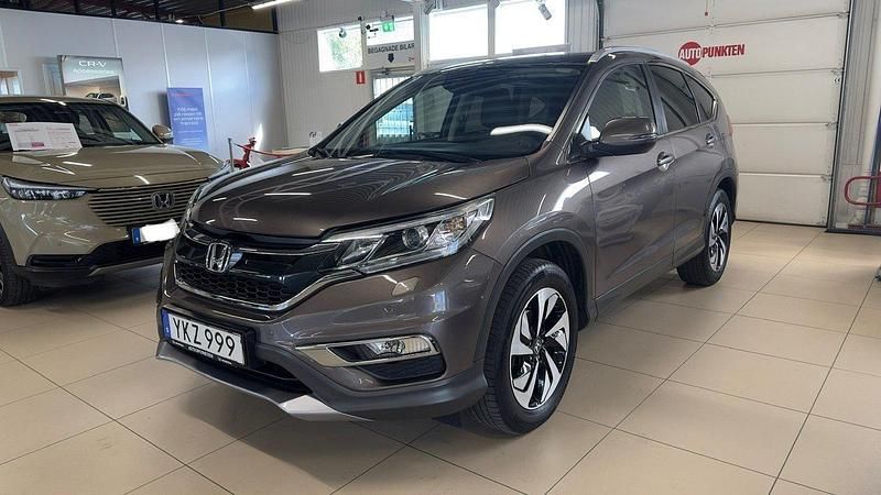 Ljusbrun Begagnad 2016 Honda CR-V Executive SUV | 219 900 kr (Marknadspris) - Bild 1/4