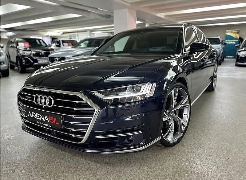 Mörkblå Begagnad 2018 Audi A8 Sedan | 539 900 kr - Bild 1/4