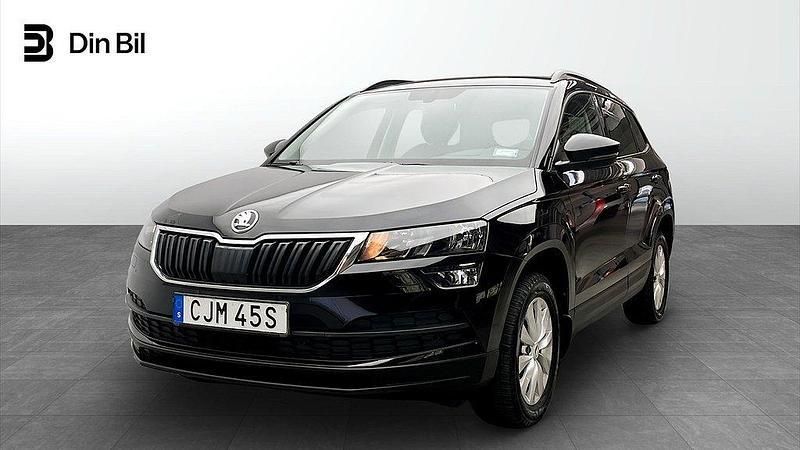 Svart Begagnad 2018 Skoda Karoq Ambition SUV | 159 900 kr (Marknadspris) - Bild 1/4