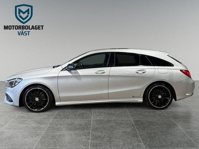Begagnad Mercedes CLA220 Shooting Brake AMG 177 HK (130 kW) 2017 Silver Kombi