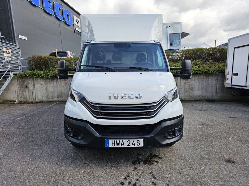 Begagnad Iveco Daily 157 HK (115 kW) 2024 Vit Van