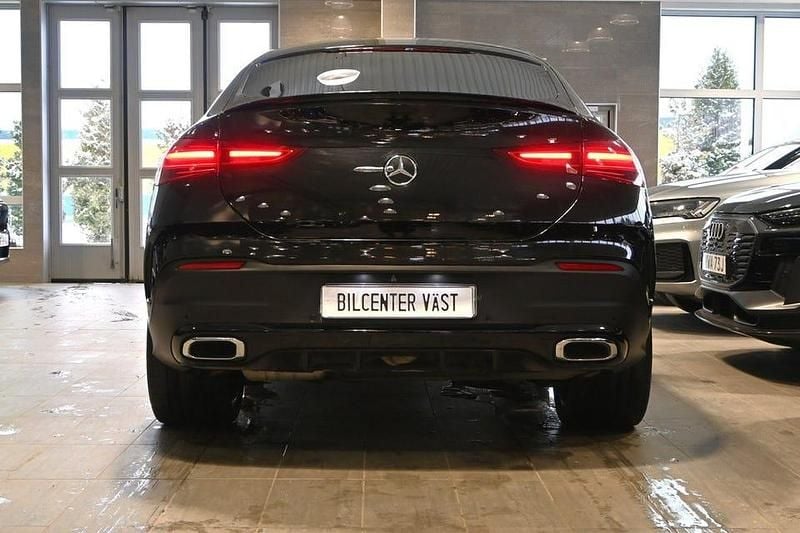 Begagnad Mercedes GLE350 AMG Line Premium 333 HK (244 kW) 2024 Obsidian svart metallic Sportkupé
