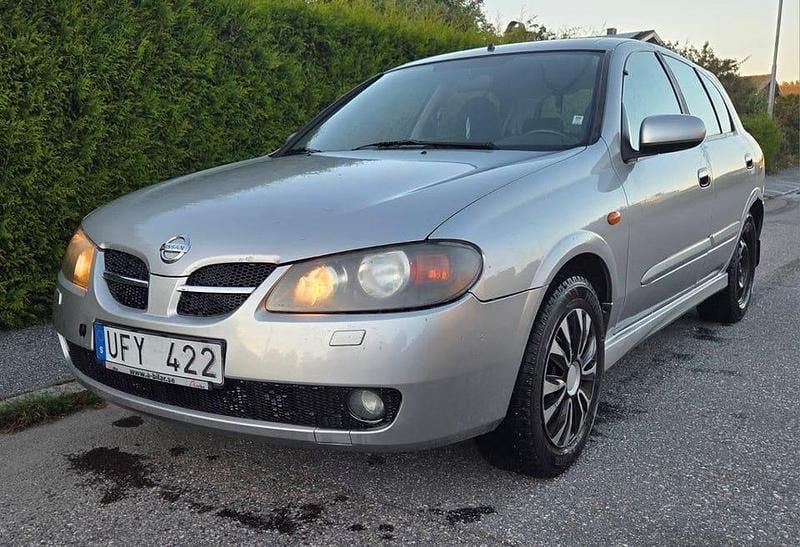 Begagnad 2003 Nissan Almera Halvkombi | 14 999 kr (Marknadspris) - Bild 1/3