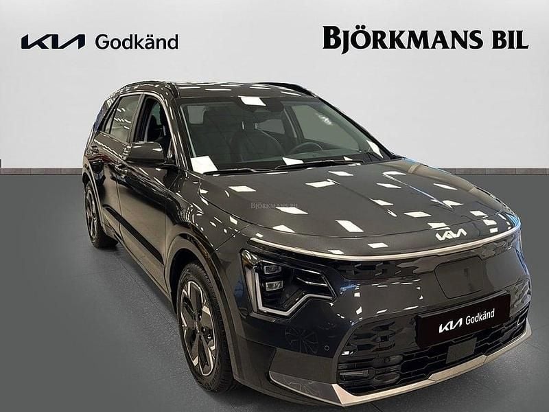 Begagnad Kia Niro 2022 Grå SUV