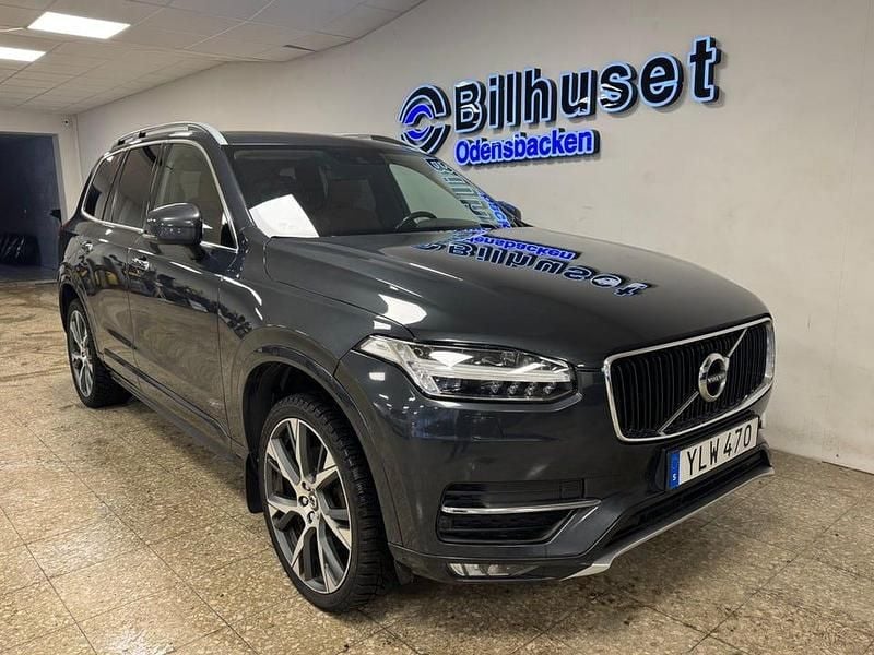 Grå Begagnad 2019 Volvo XC90 Momentum SUV | 289 900 kr - Bild 1/4