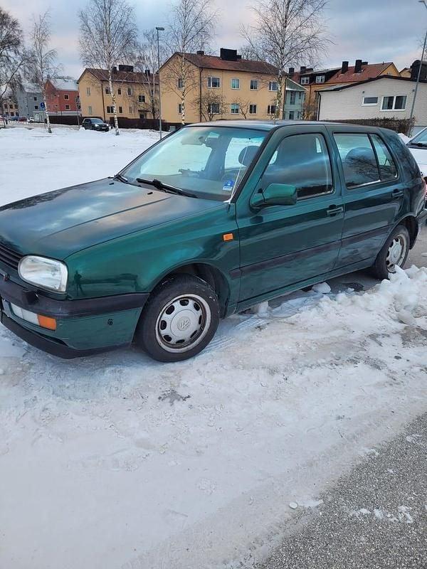 Metallic Begagnad 1995 VW Golf III | 18 000 kr - Bild 1/4