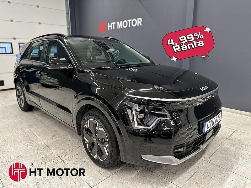 Svart Begagnad 2022 Kia e-Niro EX SUV | 279 700 kr (Bra pris) - Bild 1/4