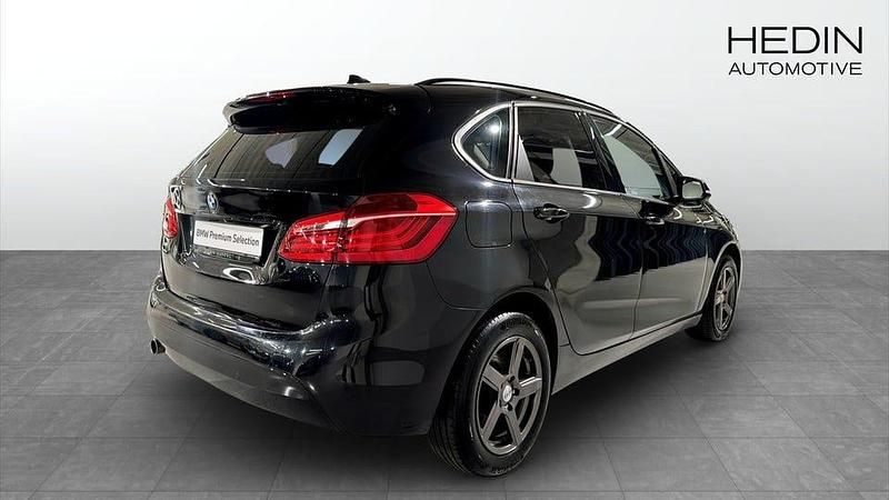 Begagnad BMW 216 Active Tourer 116 HK (85 kW) 2016 Svart Minibuss