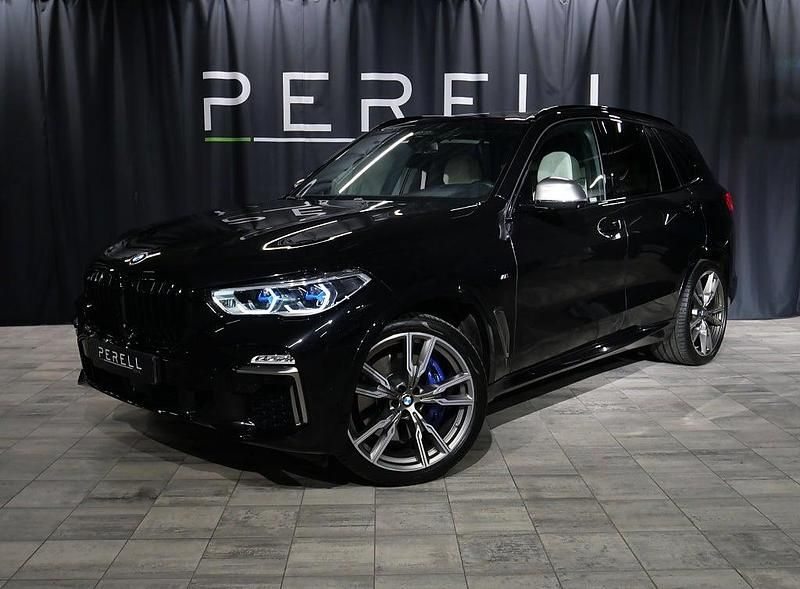 Svart Begagnad 2018 BMW X5 SUV | 559 000 kr - Bild 1/4
