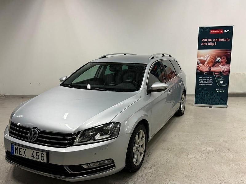 Silver Begagnad 2012 VW Passat Kombi | 60 800 kr (Marknadspris) - Bild 1/3