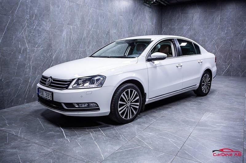 Begagnad VW Passat 150 HK (110 kW) 2011 Vit Sedan