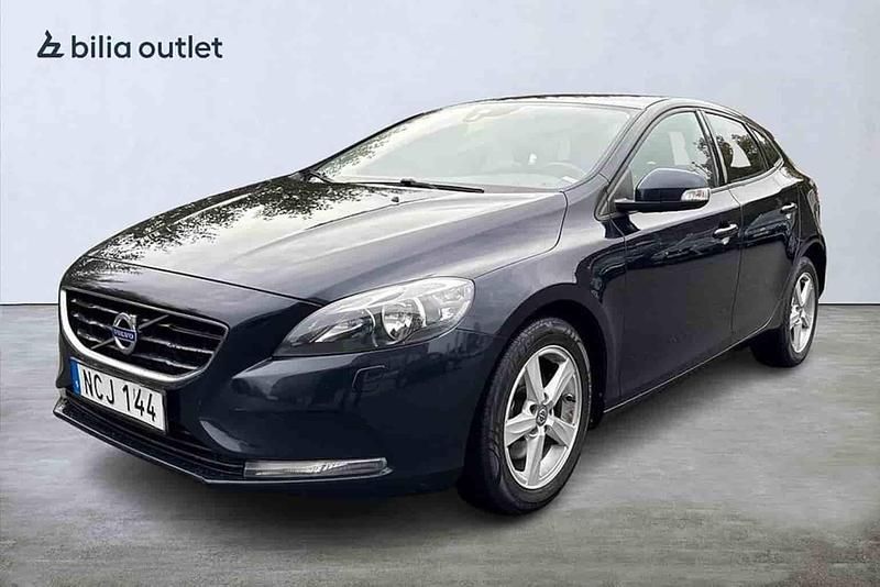 Blå Begagnad 2016 Volvo V40 Kombi | 129 900 kr - Bild 1/1