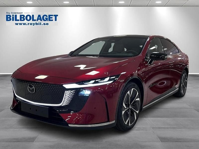 Röd Ny 2025 Mazda 6e Takumi-Line Halvkombi | 449 500 kr (Bra pris) - Bild 1/4