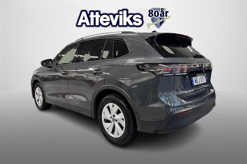 Begagnad VW Tiguan 151 HK (111 kW) 2024 Grå SUV