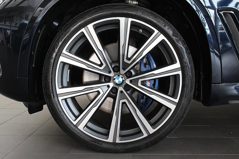 Begagnad BMW X5 M Sport 333 HK (244 kW) 2023 Svart SUV