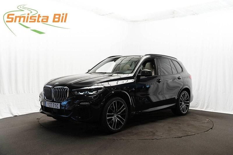 Svart Begagnad 2020 BMW X5 M Sport SUV | 534 900 kr (Superpris) - Bild 1/3