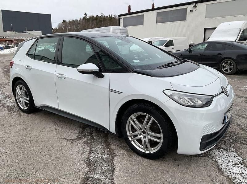 Begagnad VW ID.3 Pro Performance 150 kW (204 HK) 2022 Vit Halvkombi