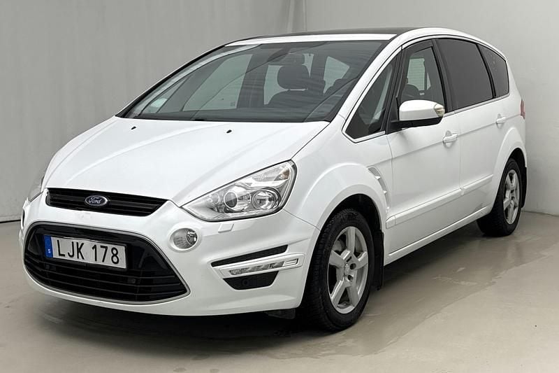 Vit Begagnad 2014 Ford S-MAX S Minibuss | 100 000 kr (Marknadspris) - Bild 1/4