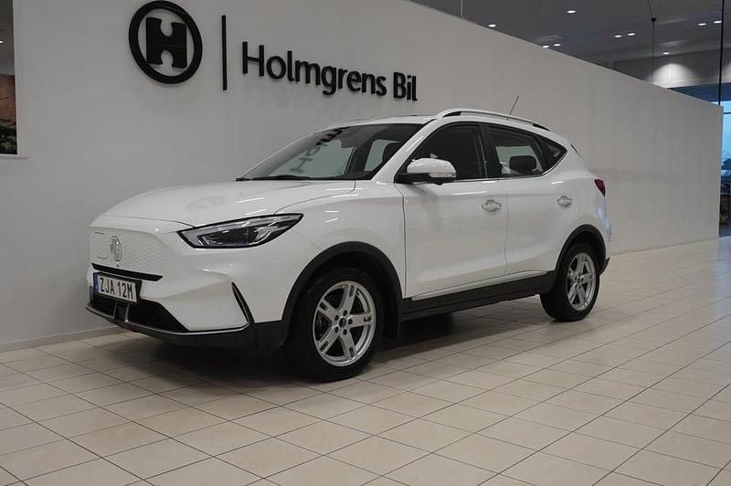 Dover white Begagnad 2022 MG ZS Luxury SUV | 224 900 kr (Marknadspris) - Bild 1/4