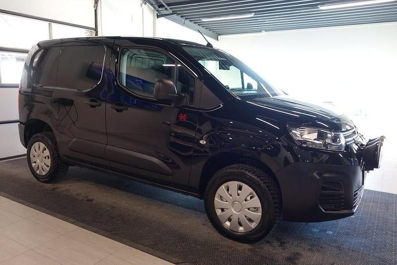 Begagnad Citroën Berlingo 131 HK (96 kW) 2019 Svart Minibuss