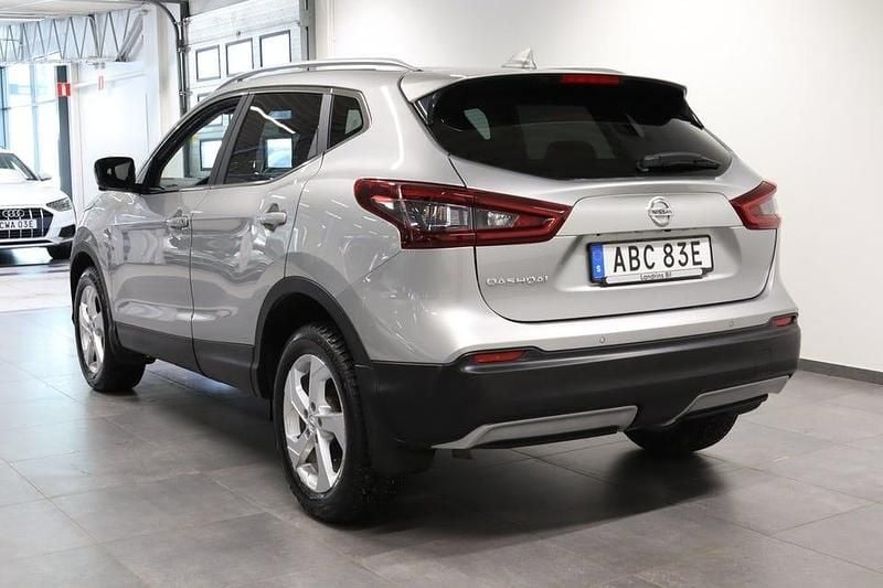 Begagnad Nissan Qashqai Tekna 160 HK (117 kW) 2020 Silver SUV