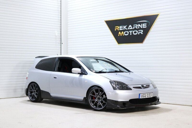 Silver Begagnad 2003 Honda Civic Type R Halvkombi | 109 900 kr (Marknadspris) - Bild 1/3