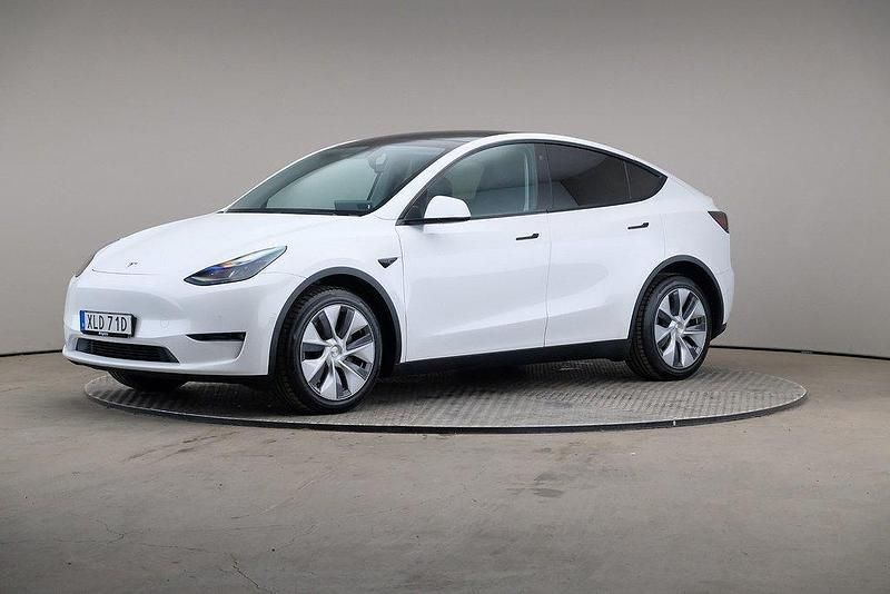 Vit (multicoat: pearl white) Begagnad 2022 Tesla Model Y Long Range SUV | 329 000 kr - Bild 1/4