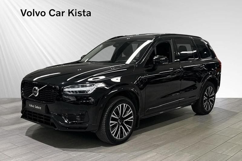 Svart Begagnad 2022 Volvo XC90 Ultimate SUV | 629 900 kr (Marknadspris) - Bild 1/4