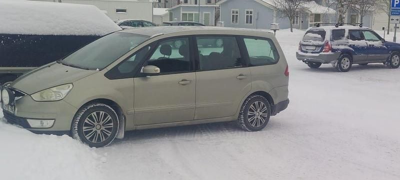 Begagnad 2009 Ford Galaxy Minibuss | 11 000 kr - Bild 1/4