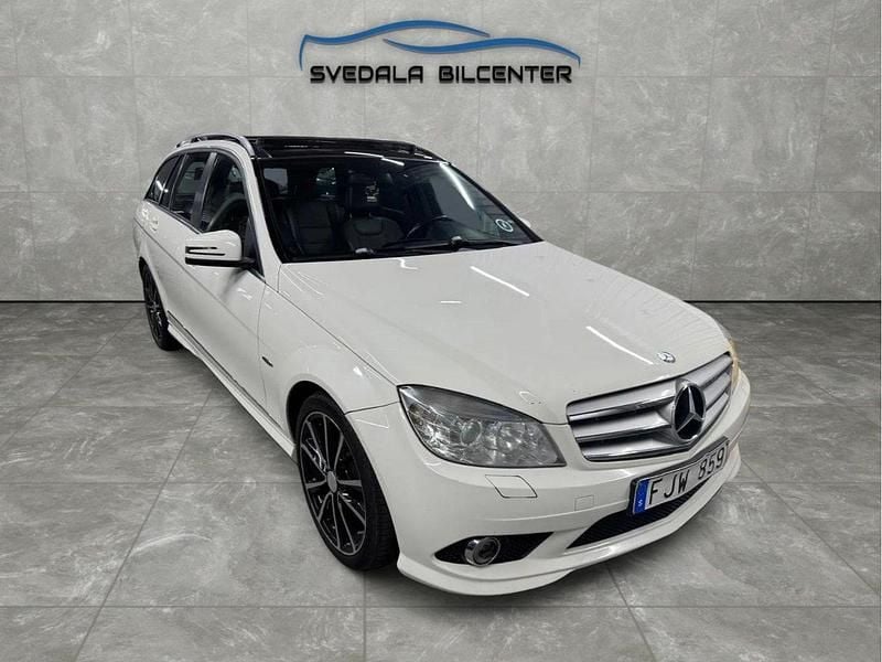 Vit Begagnad 2010 Mercedes C200 AMG Kombi | 69 900 kr (Marknadspris) - Bild 1/4