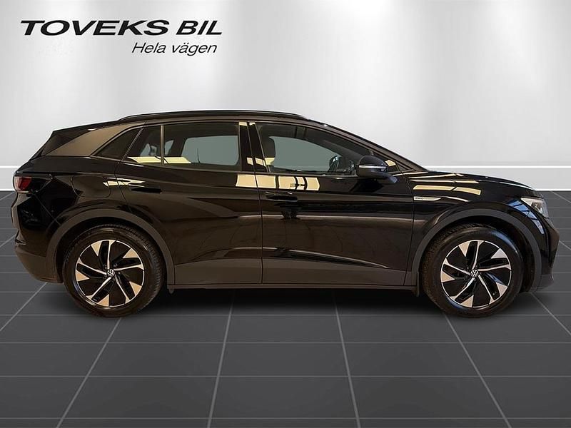 Begagnad VW ID.4 Pro Performance 150 kW (204 HK) 2023 Grenadilla black SUV