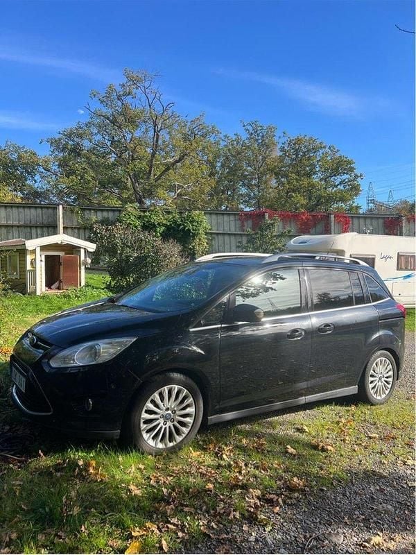 Svart Begagnad 2011 Ford Grand C-Max Titanium Minibuss | 35 000 kr (Bra pris) - Bild 1/4