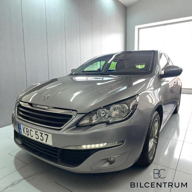 Grå Begagnad 2016 Peugeot 308 Active Halvkombi | 74 900 kr (Bra pris) - Bild 1/4