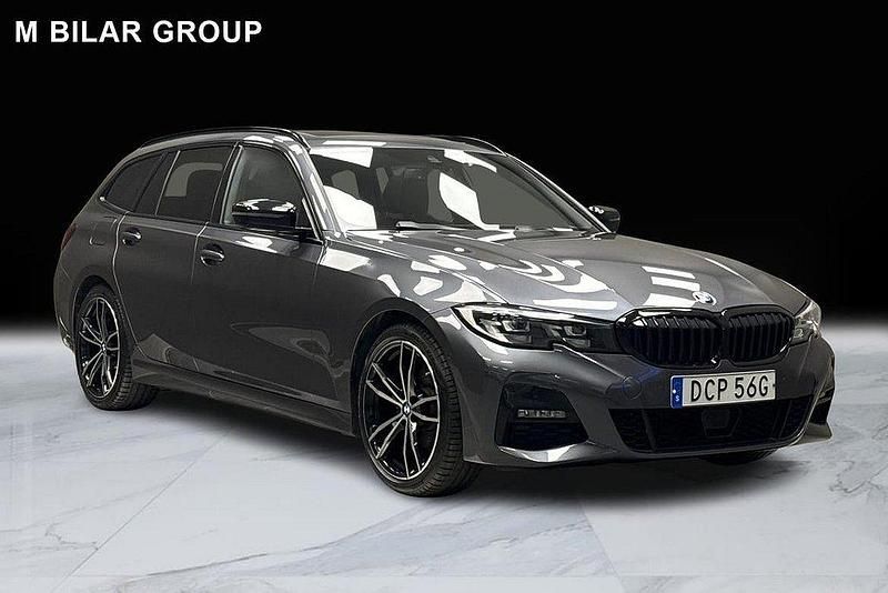 Grå Begagnad 2021 BMW 320 Shadowline Kombi | 379 000 kr (Dyr) - Bild 1/4