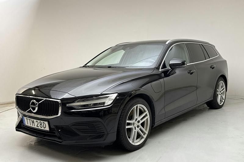 Svart Begagnad 2020 Volvo V60 Kombi | 234 800 kr (Bra pris) - Bild 1/4