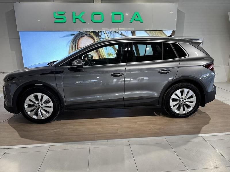 Grå Ny 2026 Skoda Elroq SUV | 563 600 kr (Dyr) - Bild 1/4